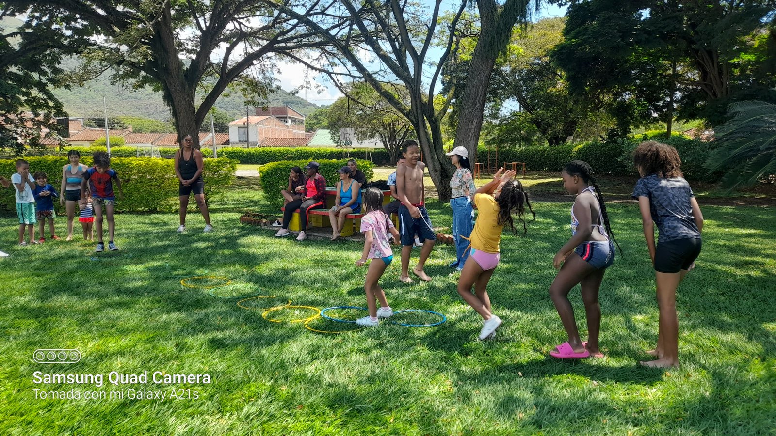 Jóvenes en actividades recreativas — Hogar Juvenil Campesino de Yotoco